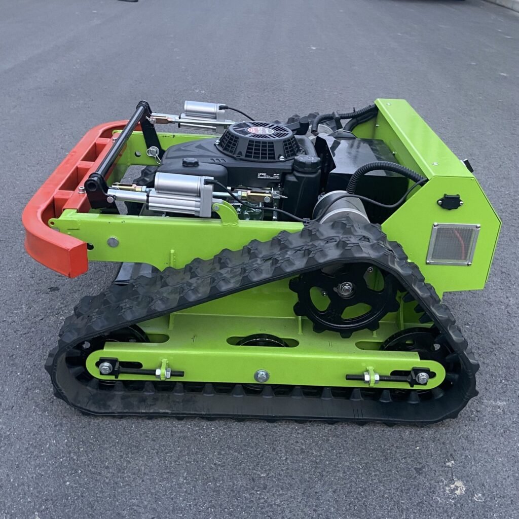 LG-550B Tracked Remote Control Mower